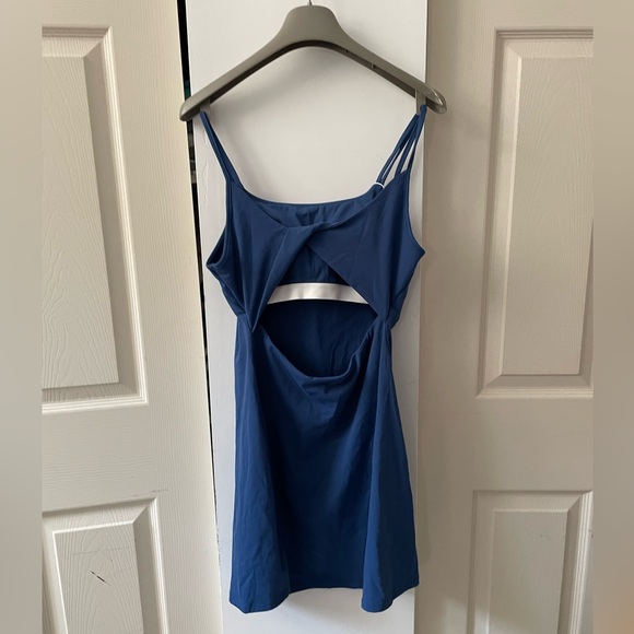 Halara SoftlyZero™ Plush Double Straps Active Dress size medium blue - Picture 8 of 10